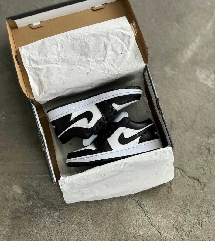 W NIKE AIR JORDAN 1 " PANDA  " 熊貓 黑白 低筒 一代 AJ1 休閒鞋 DC0774-101