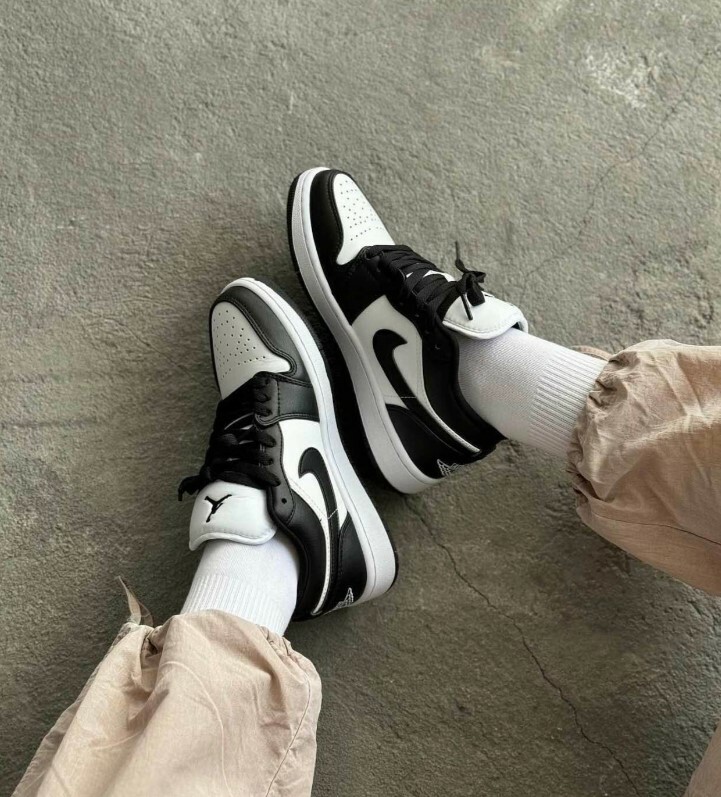 W NIKE AIR JORDAN 1 " PANDA  " 熊貓 黑白 低筒 一代 AJ1 休閒鞋 DC0774-101