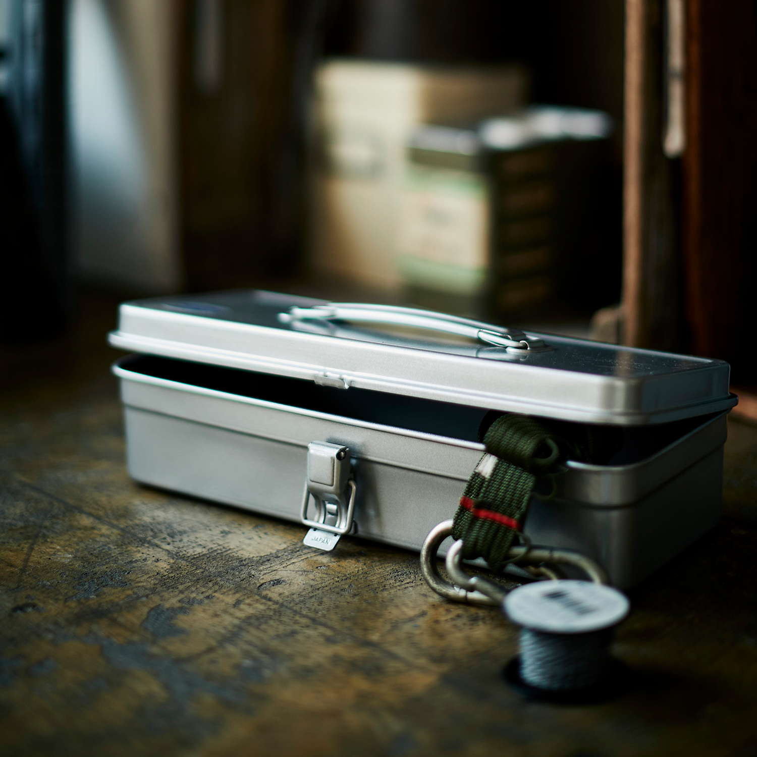 日本TOYO方型提把式鋼製單層收納工具箱T-320 (9色)