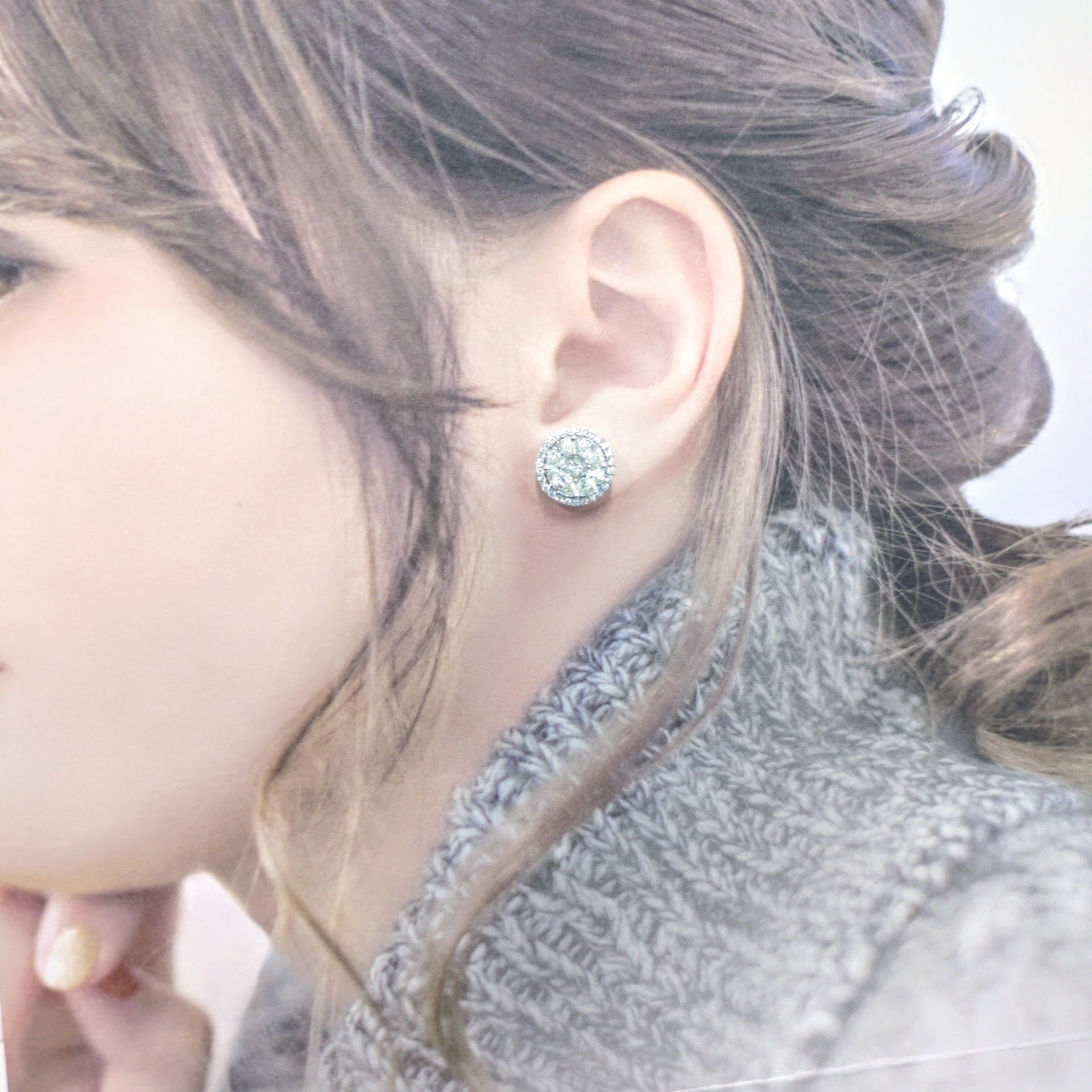 18K White Gold 3.72ct Diamond Earrings With Jacket