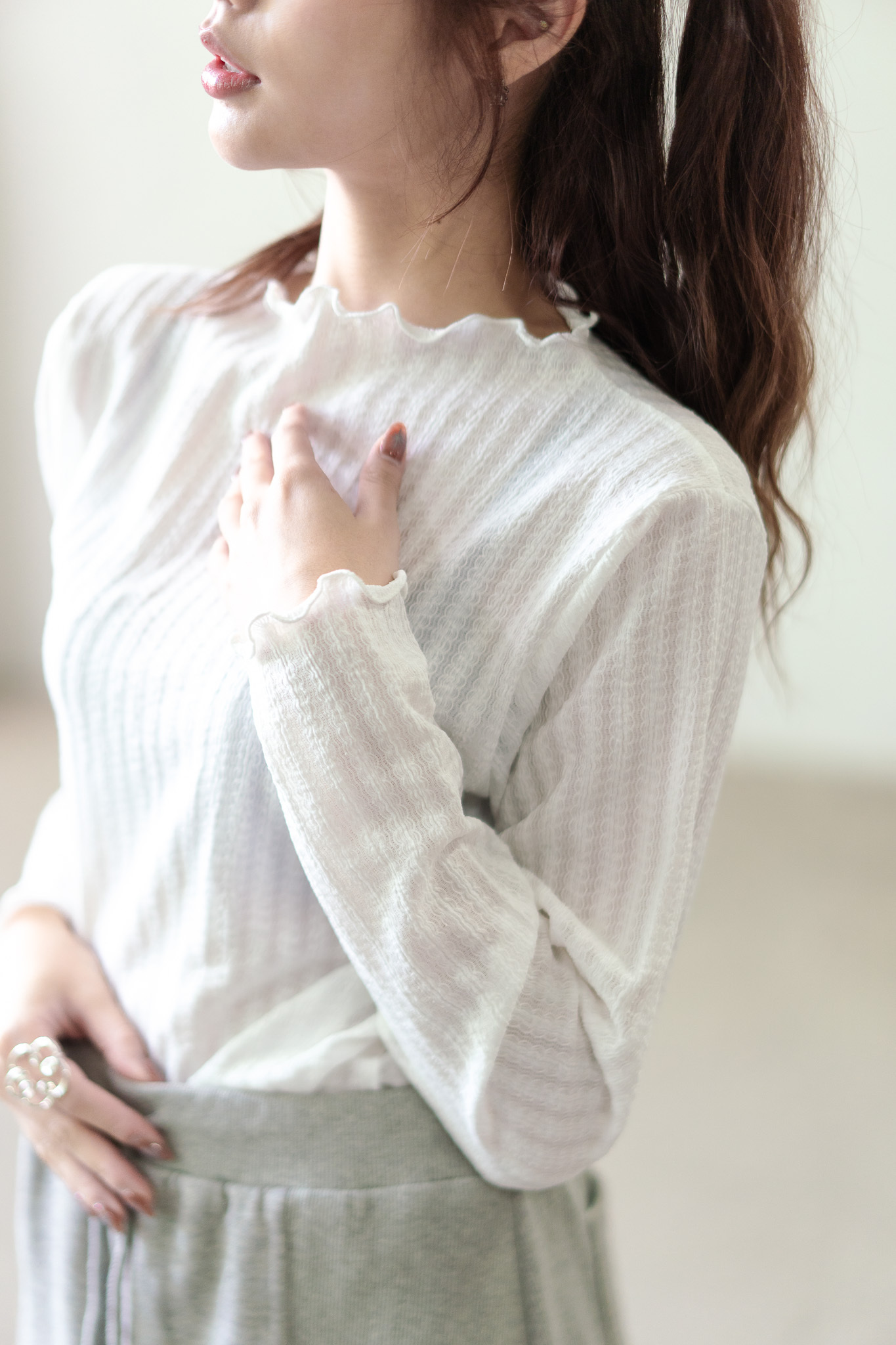 半領暗條紋上衣 - BL44390