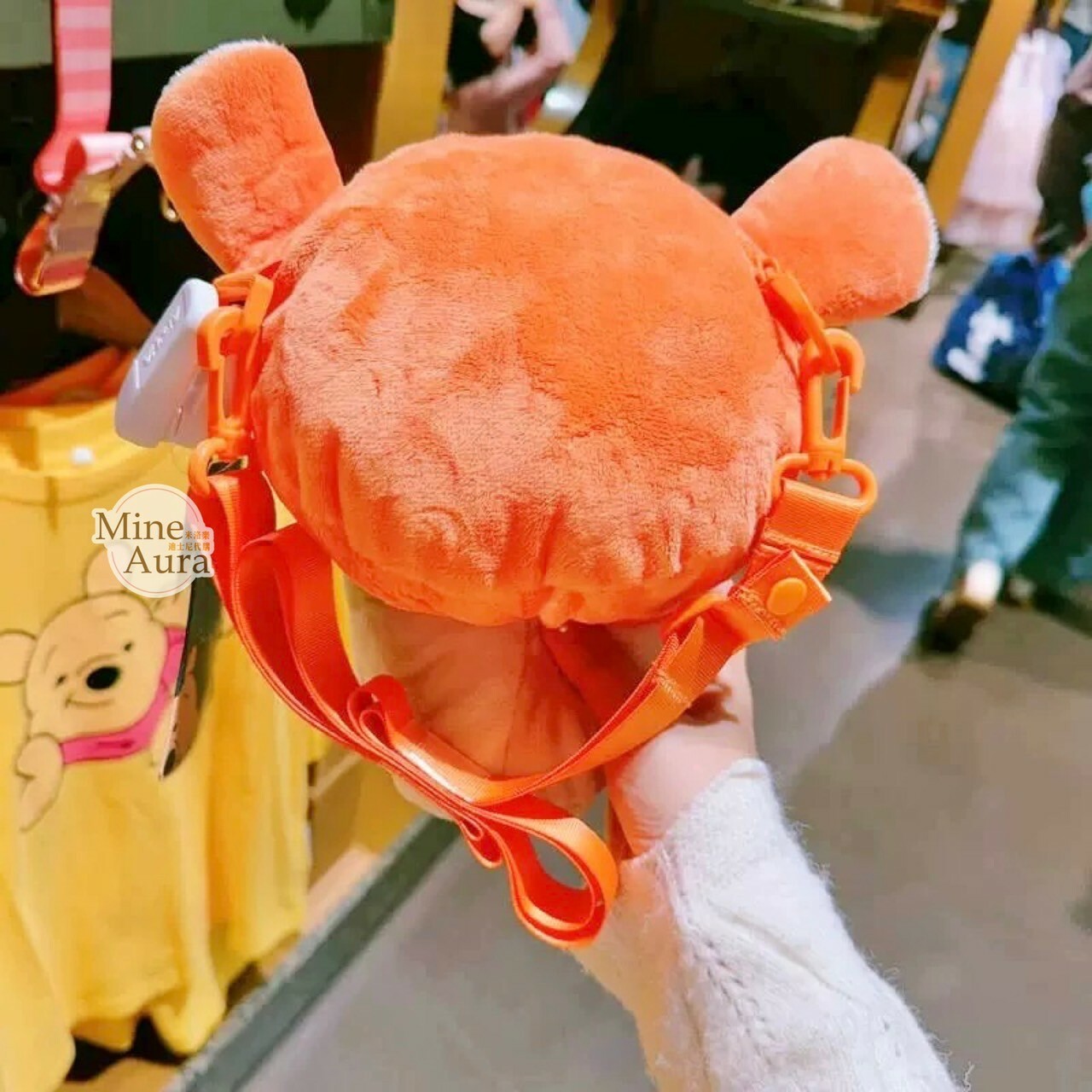 (限時特價) 跳跳虎 Tigger 大頭 造型 斜背小包 小熊維尼 Winnie the Pooh -上海迪士尼樂園