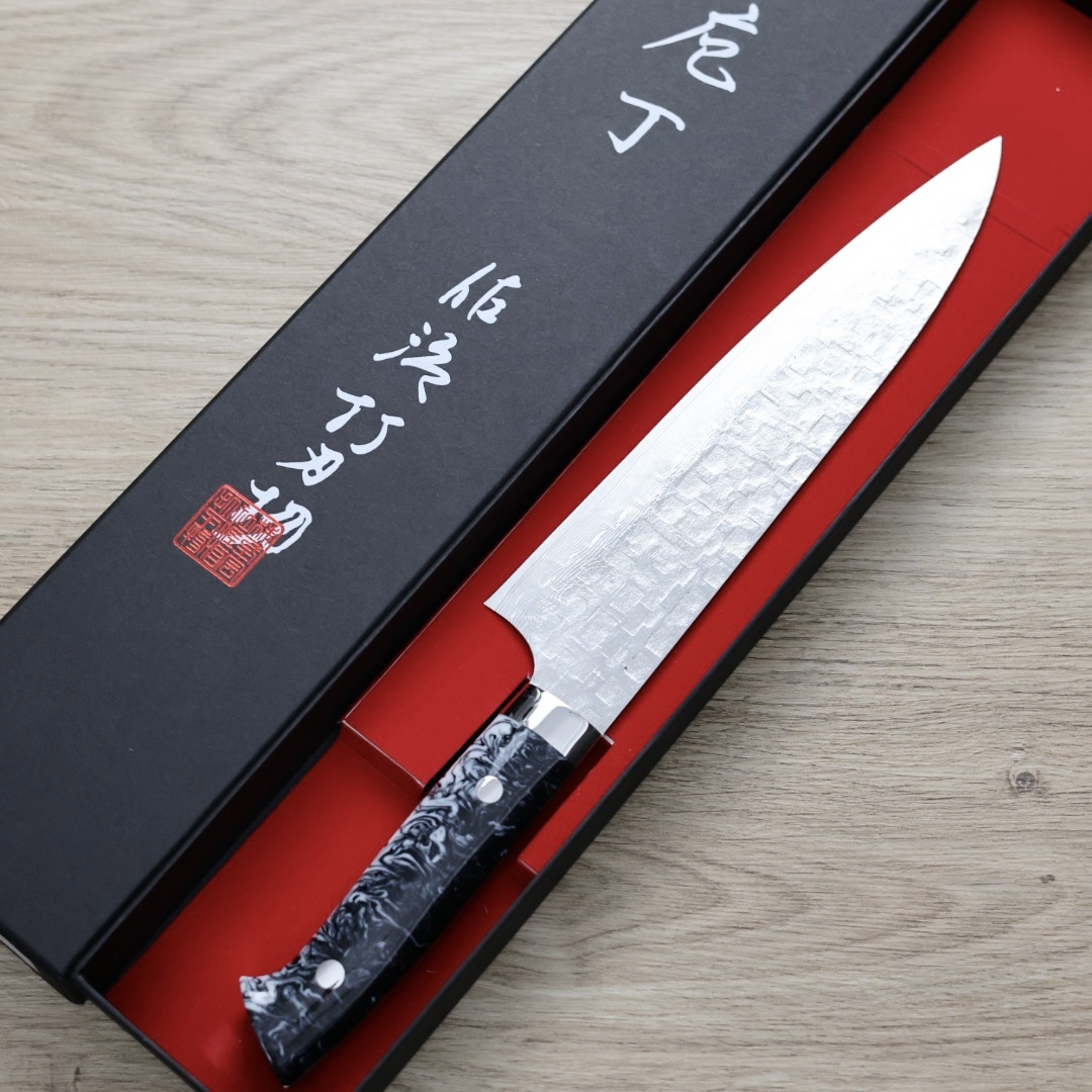 佐治武士 牛刀 210mm VG10鋼 十字鎚目大馬士革 黑壓克力柄