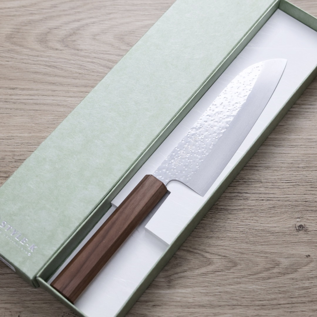 黑崎真 三德刀 165mm VG7鋼 鎚目大馬士革