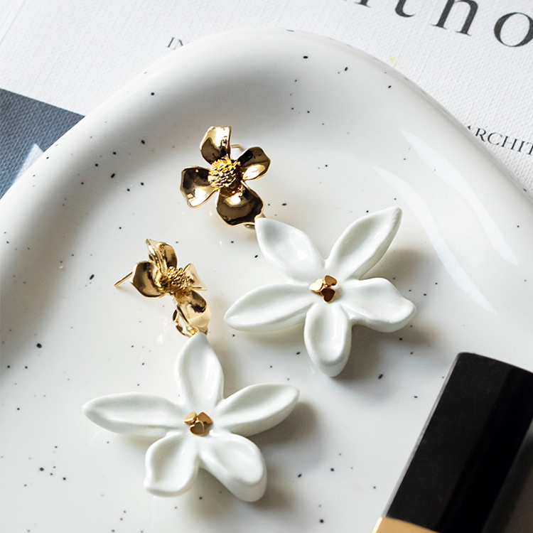 法國 Nach Bijoux 高端陶瓷手工珠寶設計師＊白金綻放耳飾系列