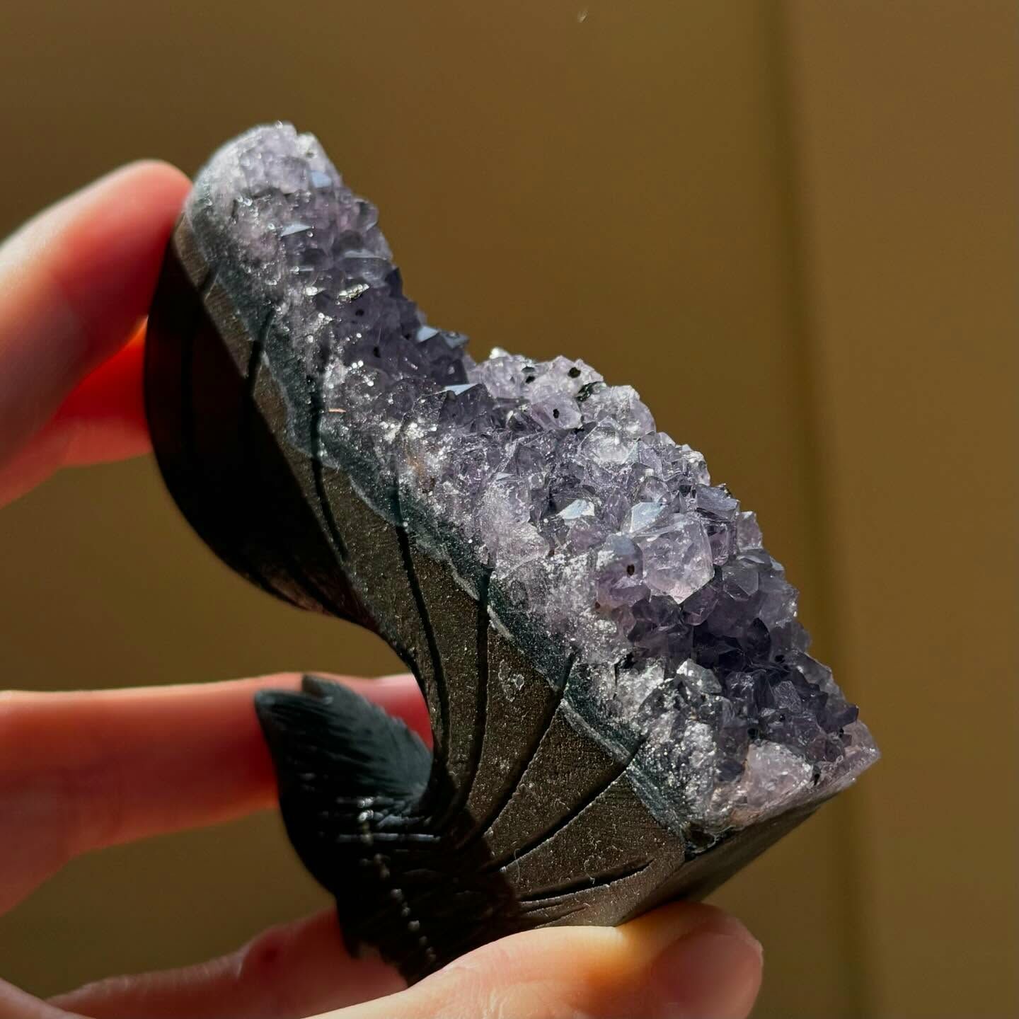 [原石] 紫晶簇 松鼠 水晶擺件