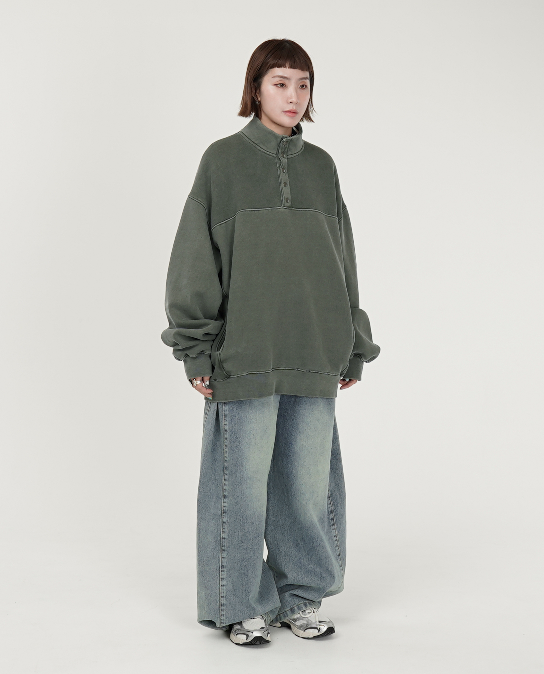 小高領水洗壓釦大學t