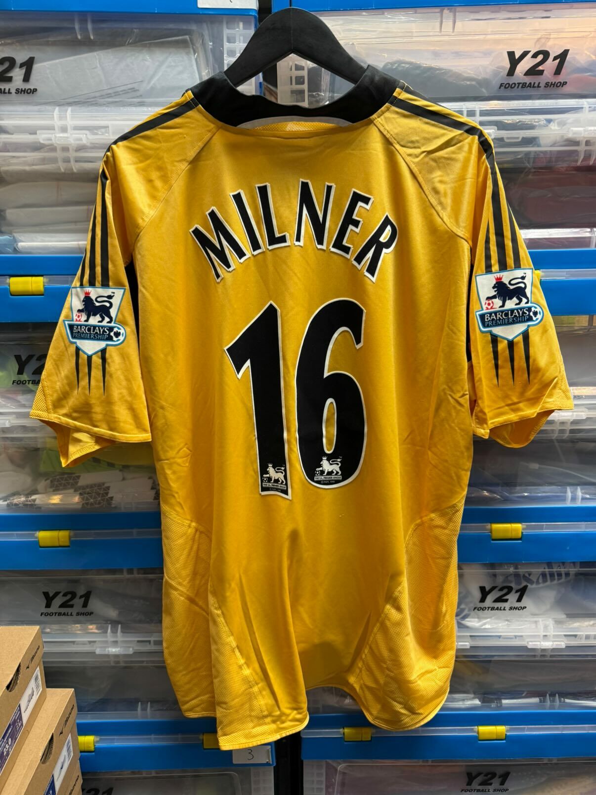 2004 - 2005 紐卡素 3RD球迷版 #16 MILNER (USED , 7/10)