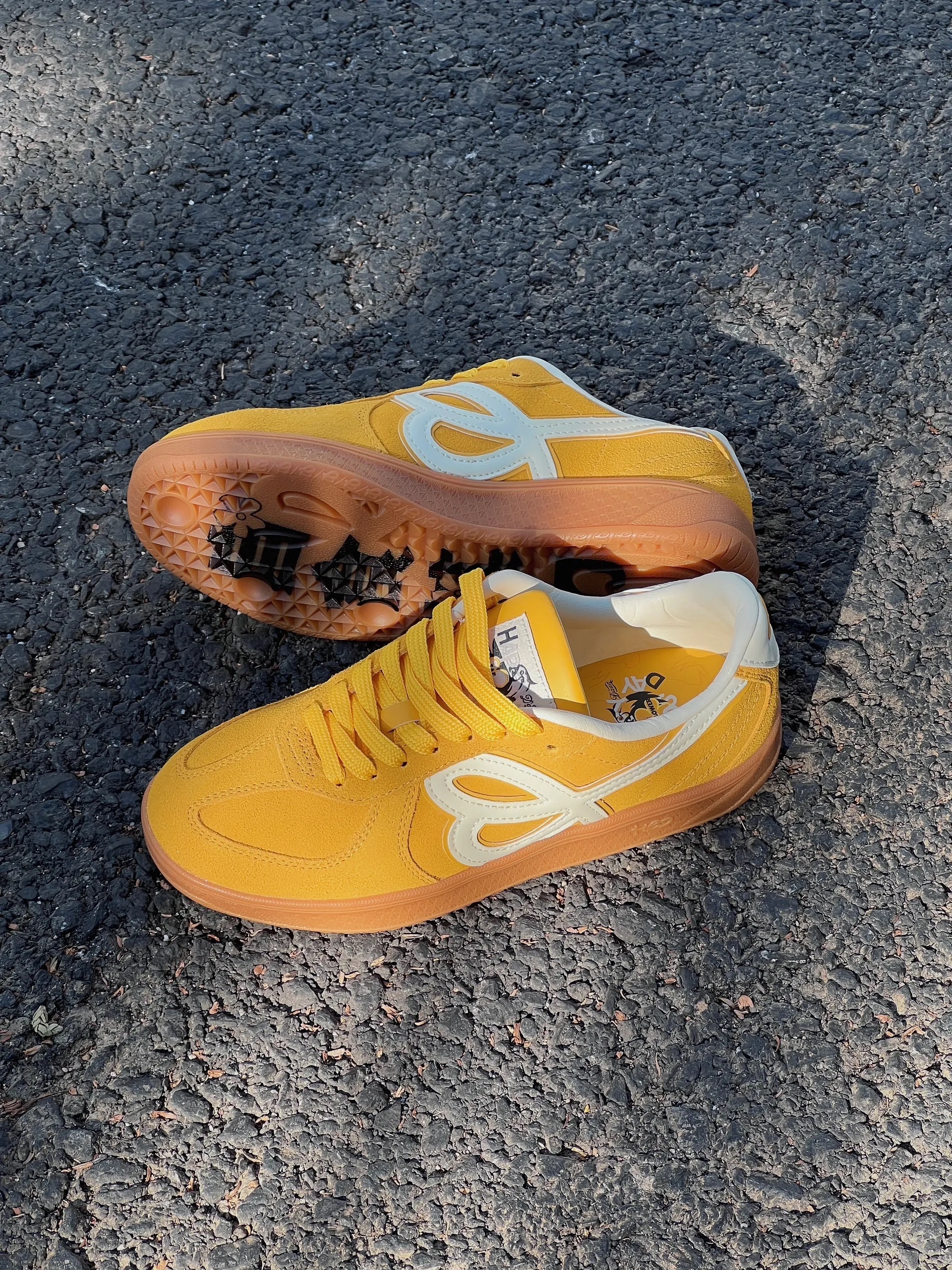 HBD X S45 X WE FLOWER 小花鞋 競速黃 芥黃 焦糖底 金冬天 Winter同款 德訓鞋 男女鞋 / 預購