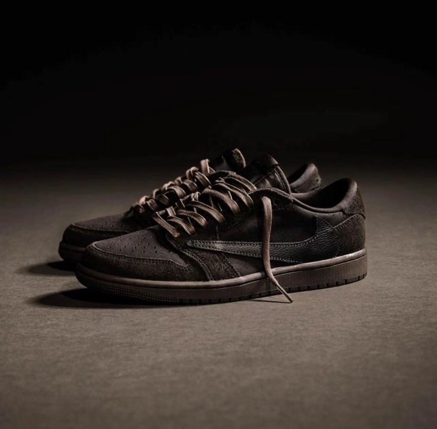 Travis Scott x Air Jordan 1 Low 聯名款 倒鉤 9.0 絲絨摩卡 黑棕 DM7866202