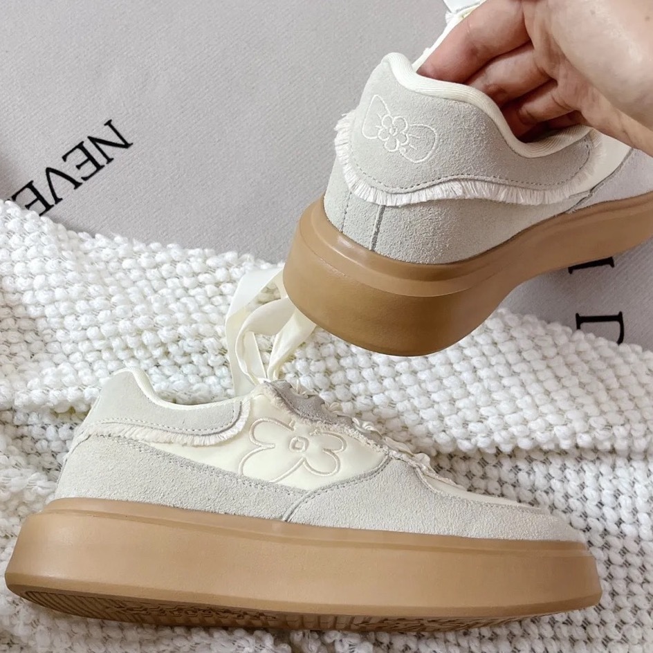 WE FLOWER X NAIXIGU 小花鞋 奶油白 焦糖底 增高 厚底 復古 Aespa Winter 金冬天同款 男女鞋 / 預購