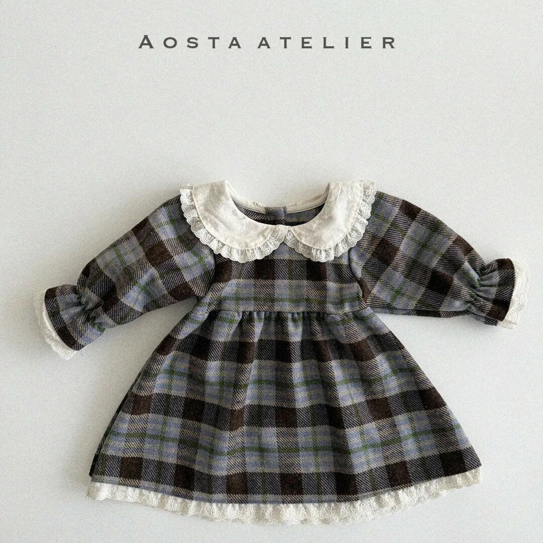 韓國 Aosta - 夢幻荷葉領羊毛格紋洋裝
