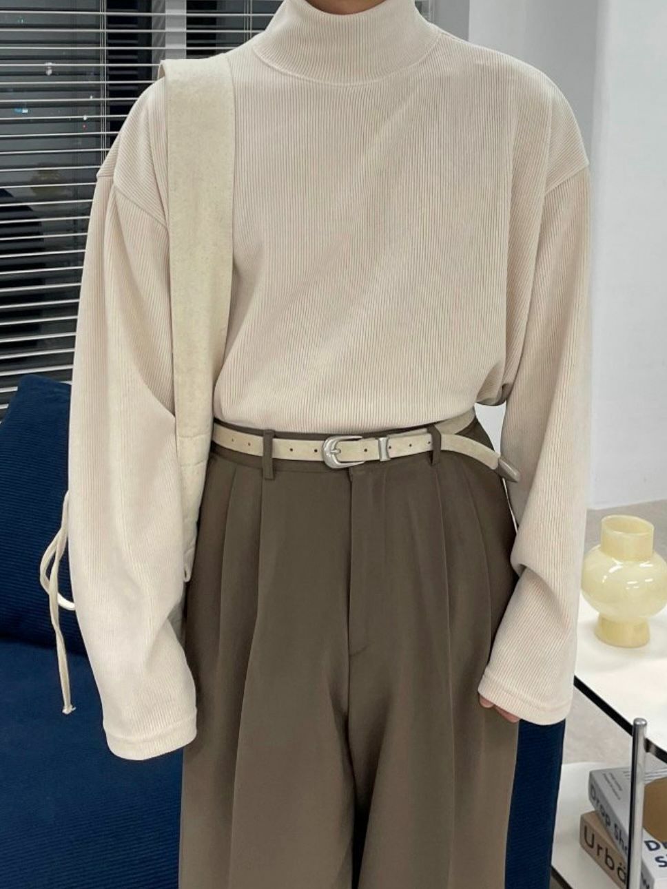 淨色樽領長袖衫 LEGIT-T032