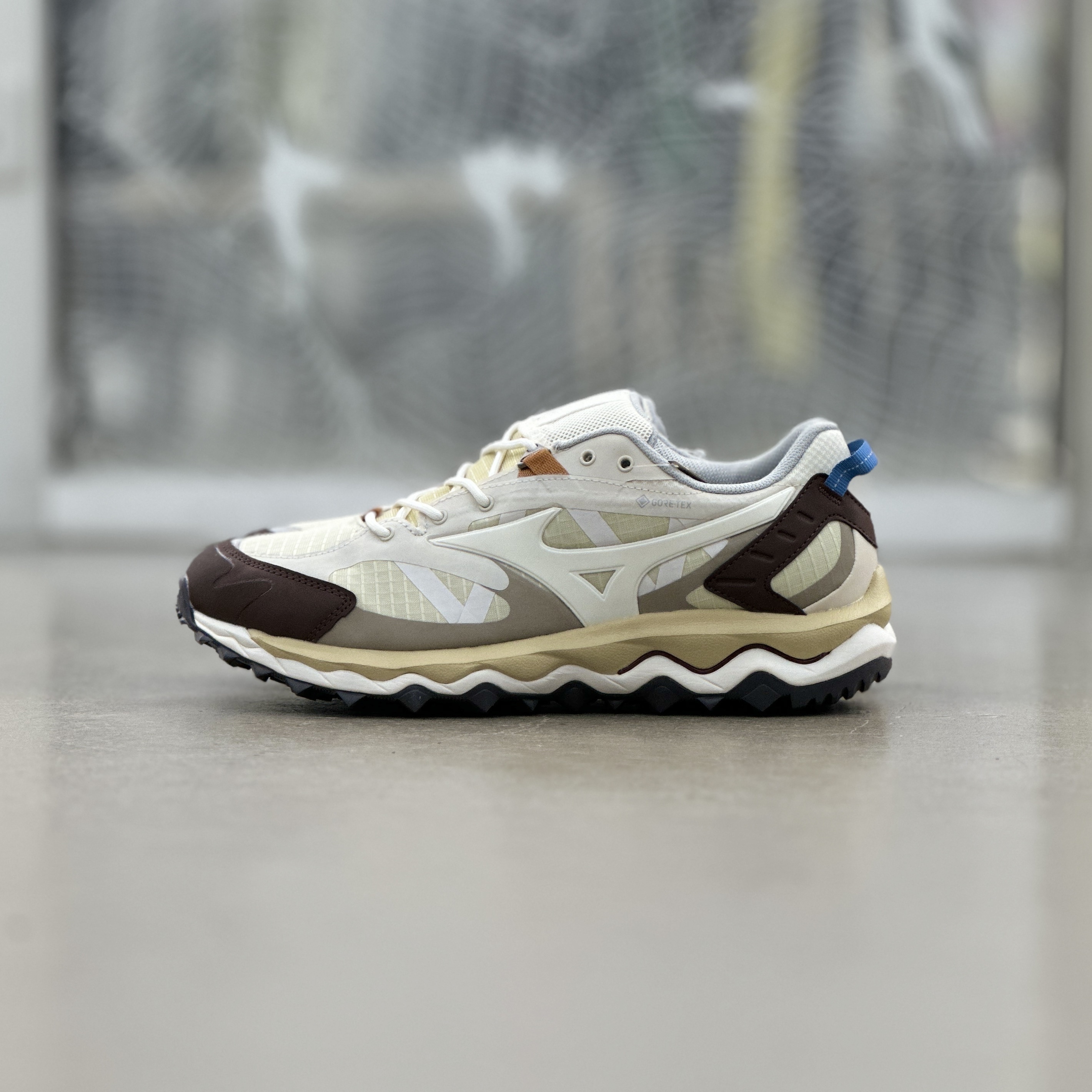 Mizuno Wave Mujin GTX Summer Sand