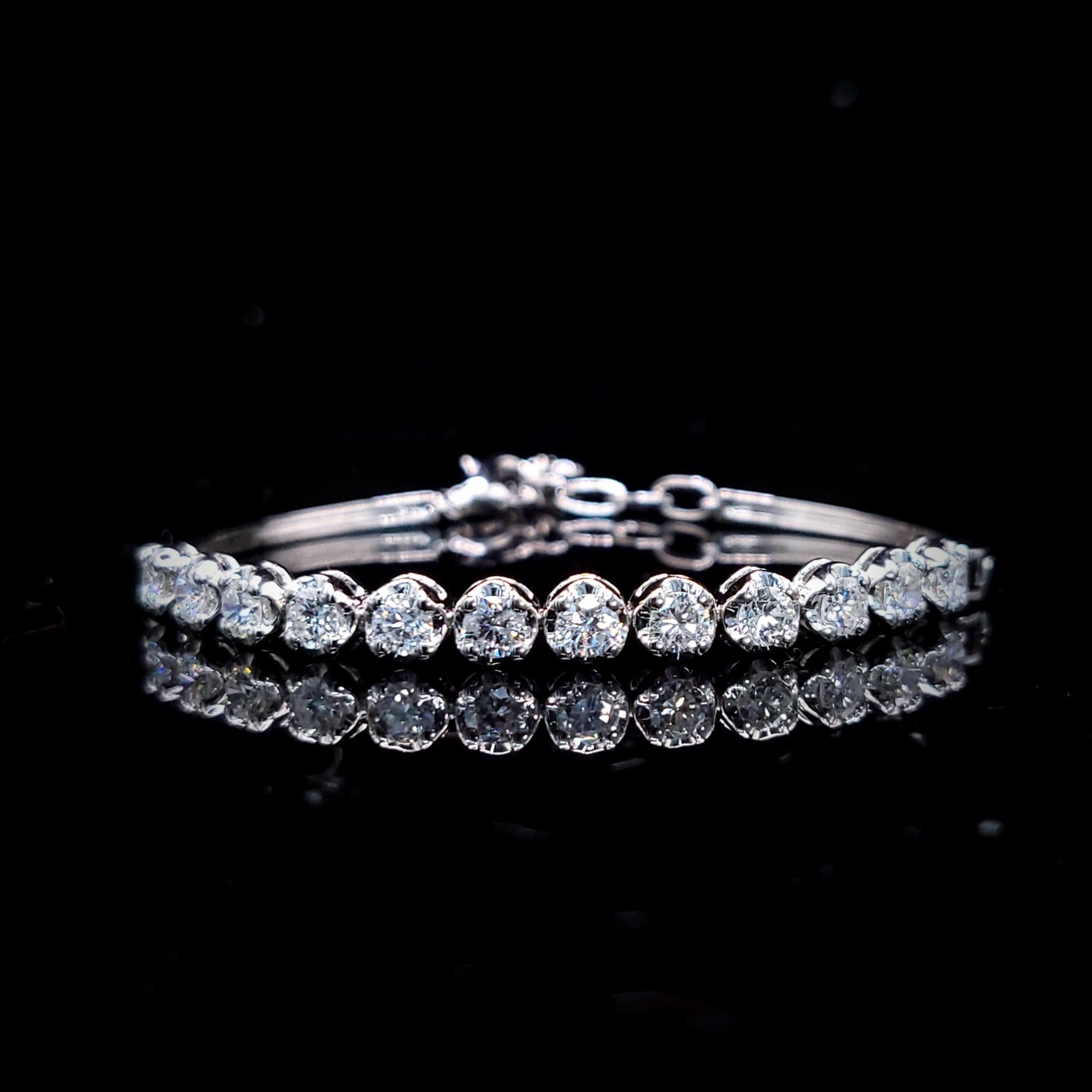 全新18K白金1卡54鑽石手鍊 鍊鈪