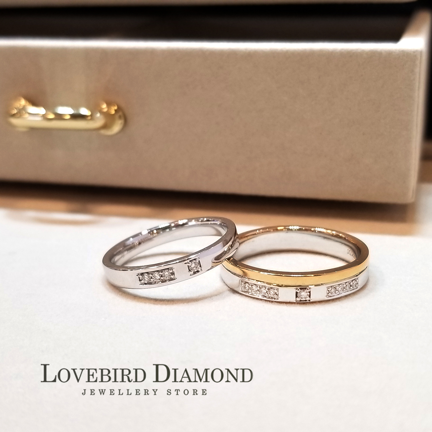 18K白金及玫瑰金摩斯密碼天然鑽石結婚戒指