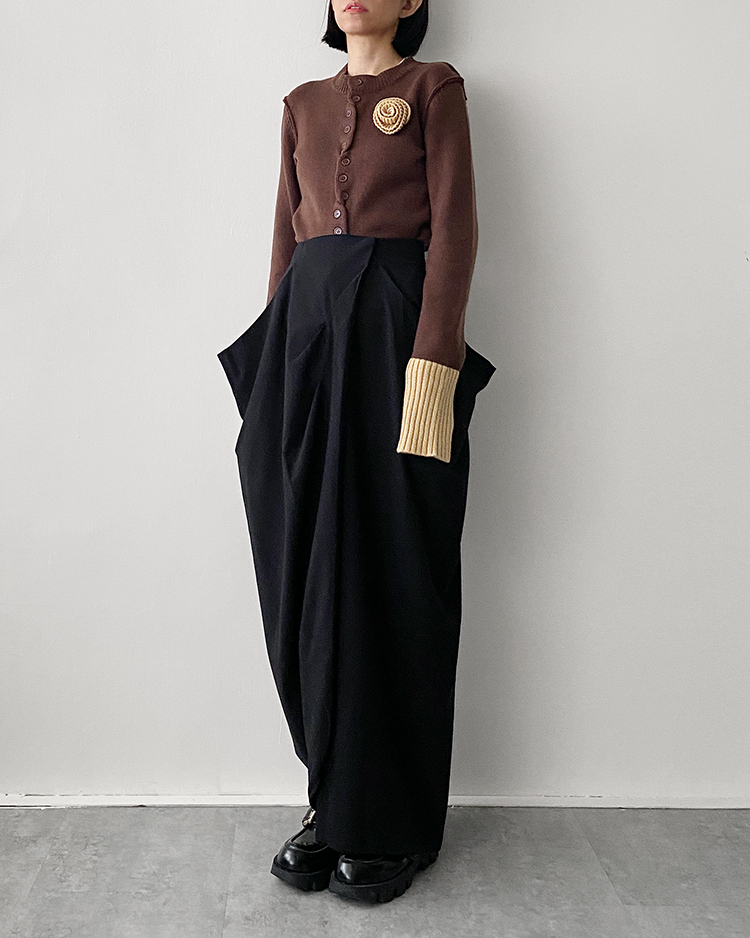 MFT-2652 小花開釦針織