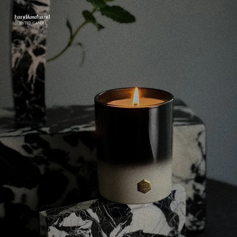 Handhandhand 綠薄荷香氛精油蠟燭 . CASA系列