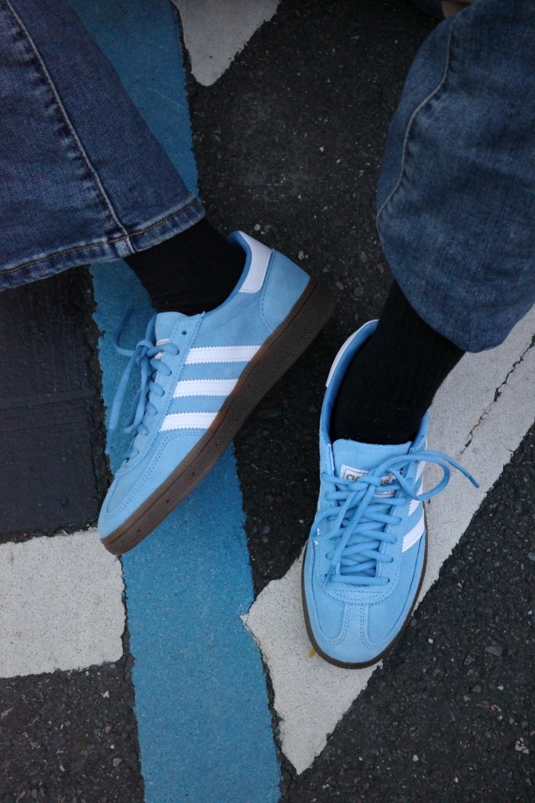 ADIDAS HANDBALL SPEZIAL  天空藍 焦糖  金標 復古 休閒鞋 限量女鞋 現貨 ( BD7632 )