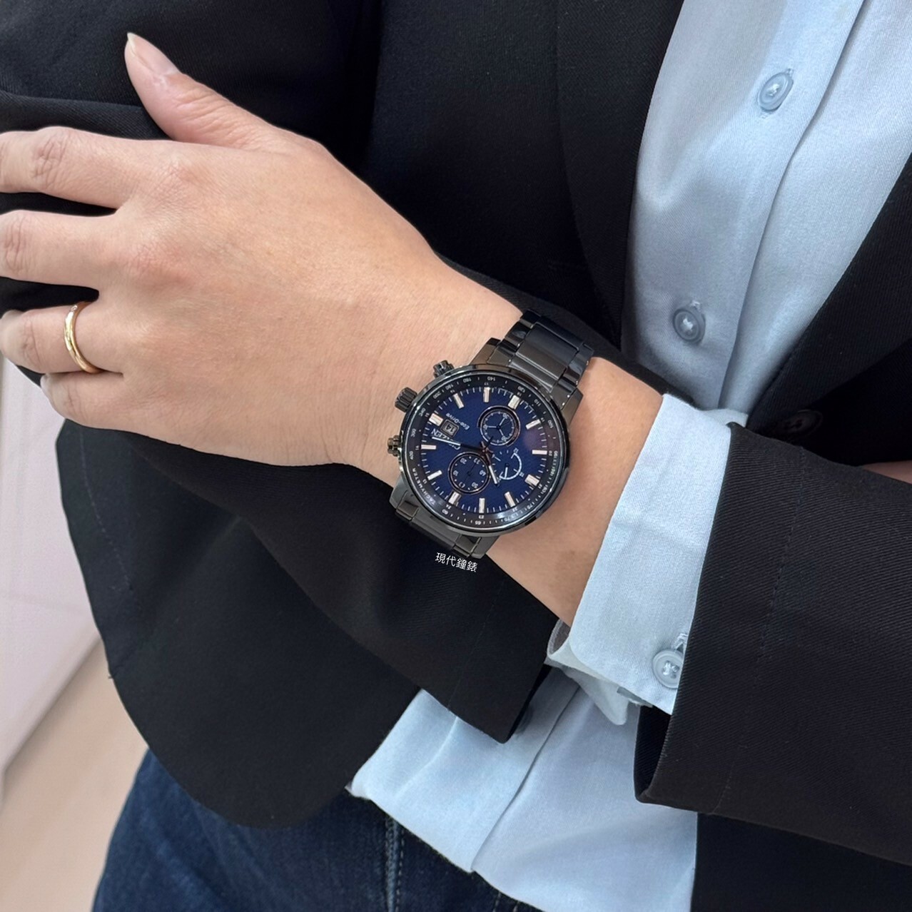 【CITIZEN 星辰】CHRONOGRAPH系列(黑色鋼帶藍色底面)CA0845-83L 43mm現代鐘錶