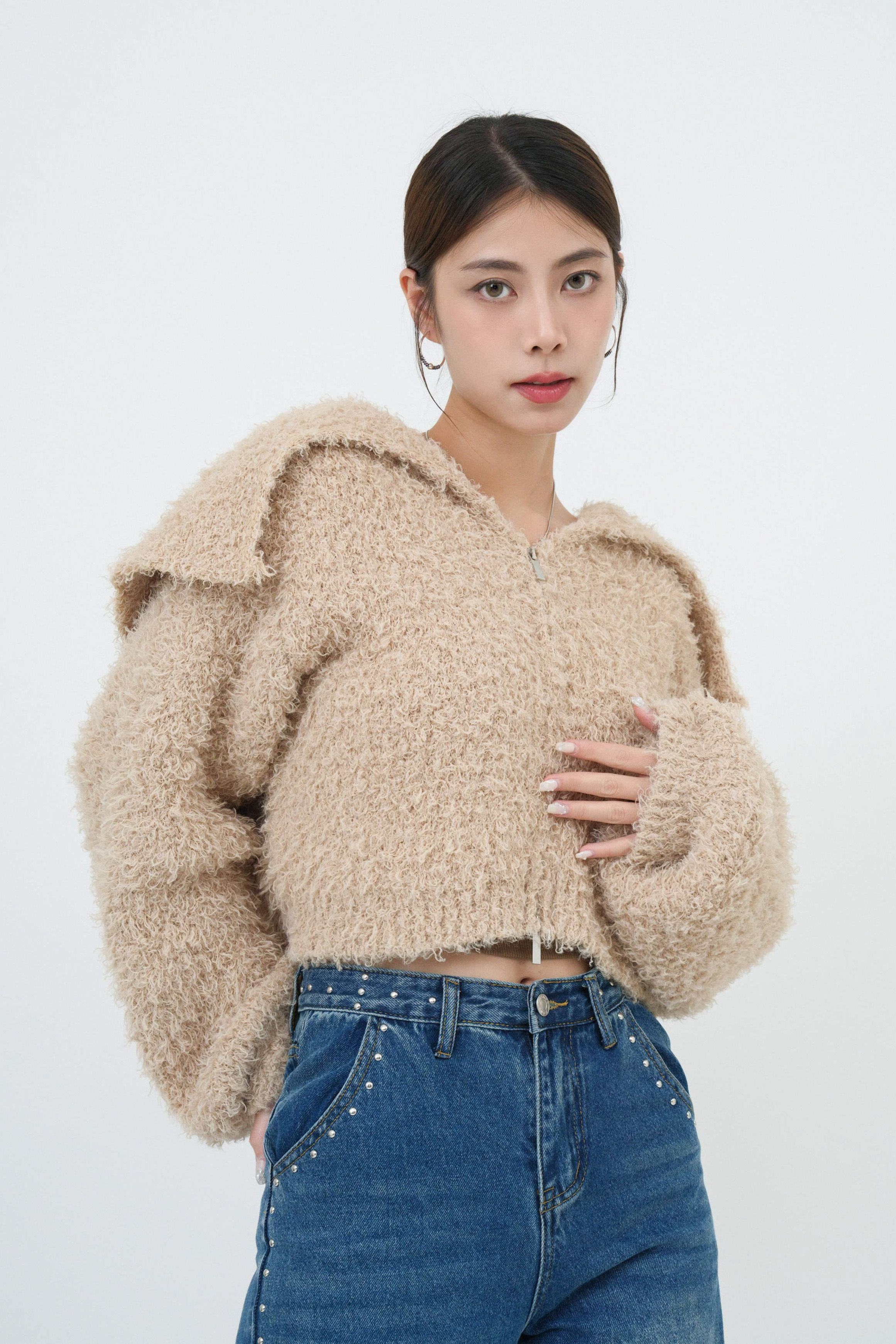 大反領鬆軟毛毛針織短外套 (現貨款式）