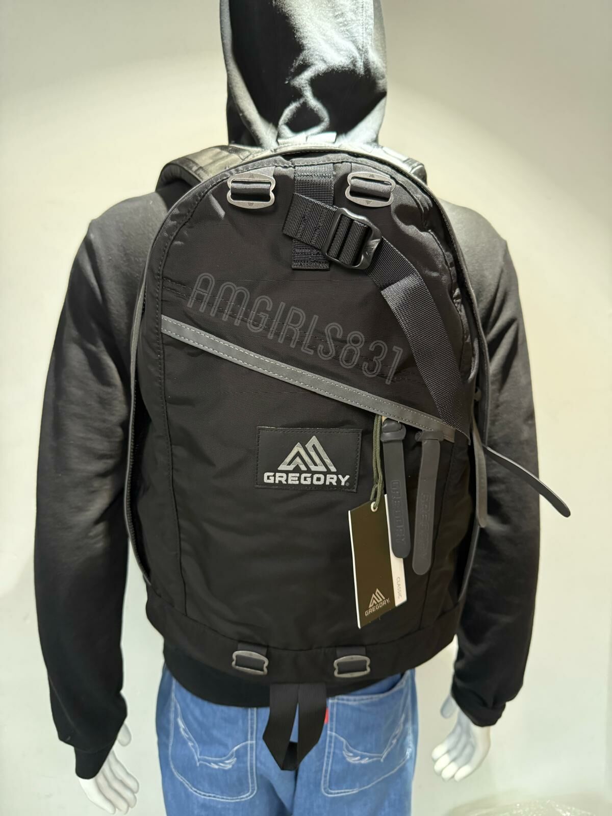 Gregory day pack reflect black 黑色併灰色反光邊