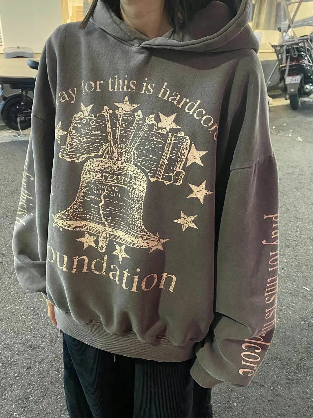 洗水英文字圖案連帽衛衣 SCOPE-068T