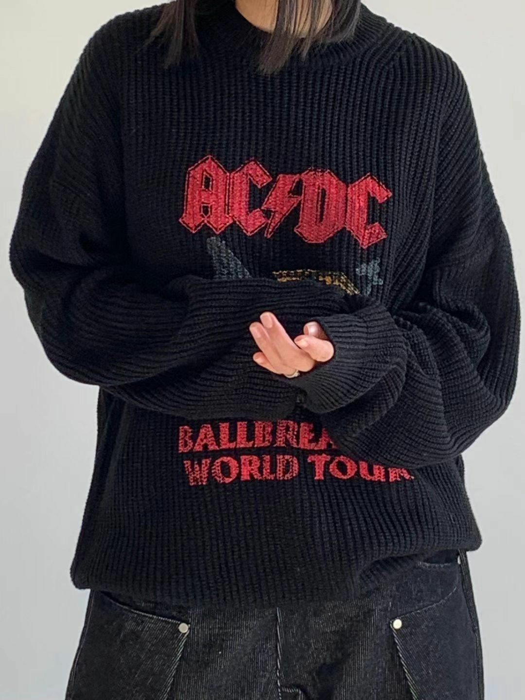 圓領英文字圖案針織衫 SCOPE-073T