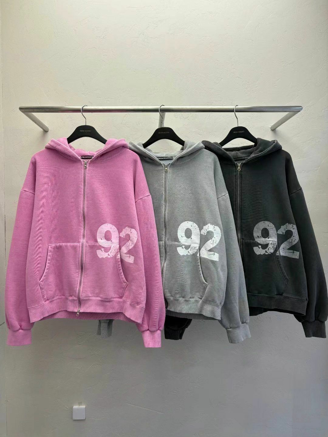 英文字連帽拉鍊外套 SCOPE-076JK