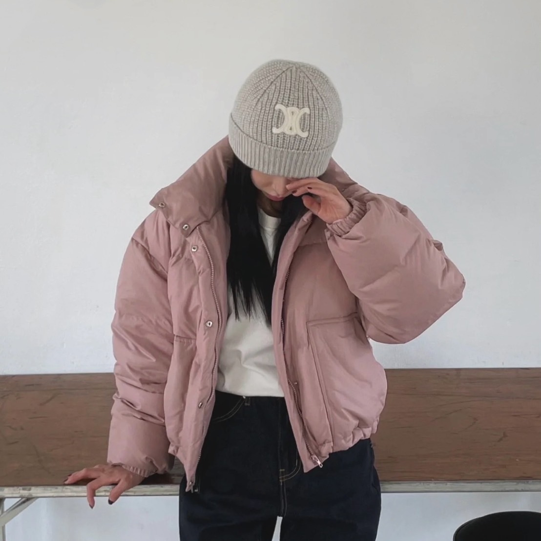 CELINE  TRIOMPHE BEANIE IN SEAMLESS CASHMERE / SAND