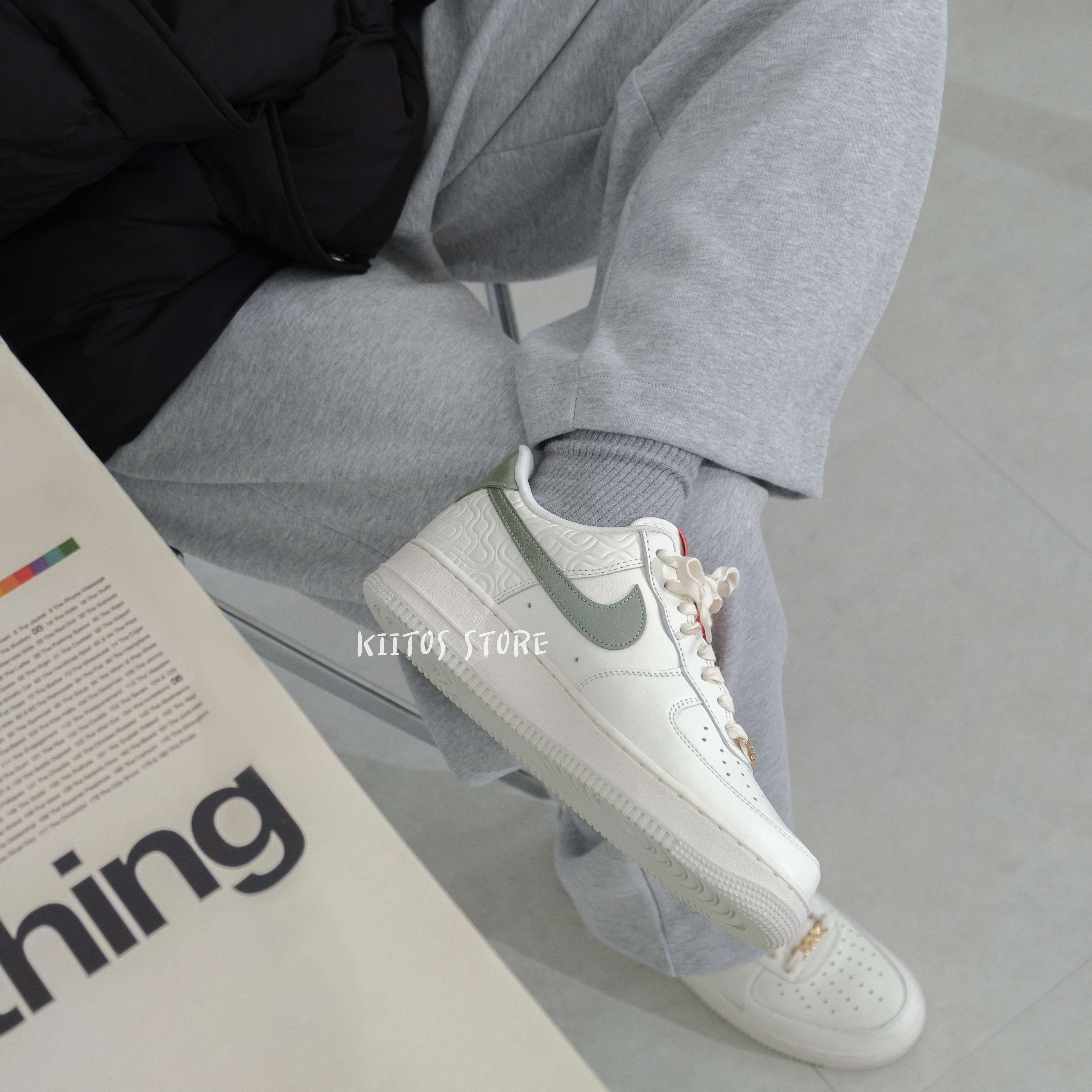 現貨INVINCIBLE adidas ConsortiumHandball JQ6252 黑JQ2376白