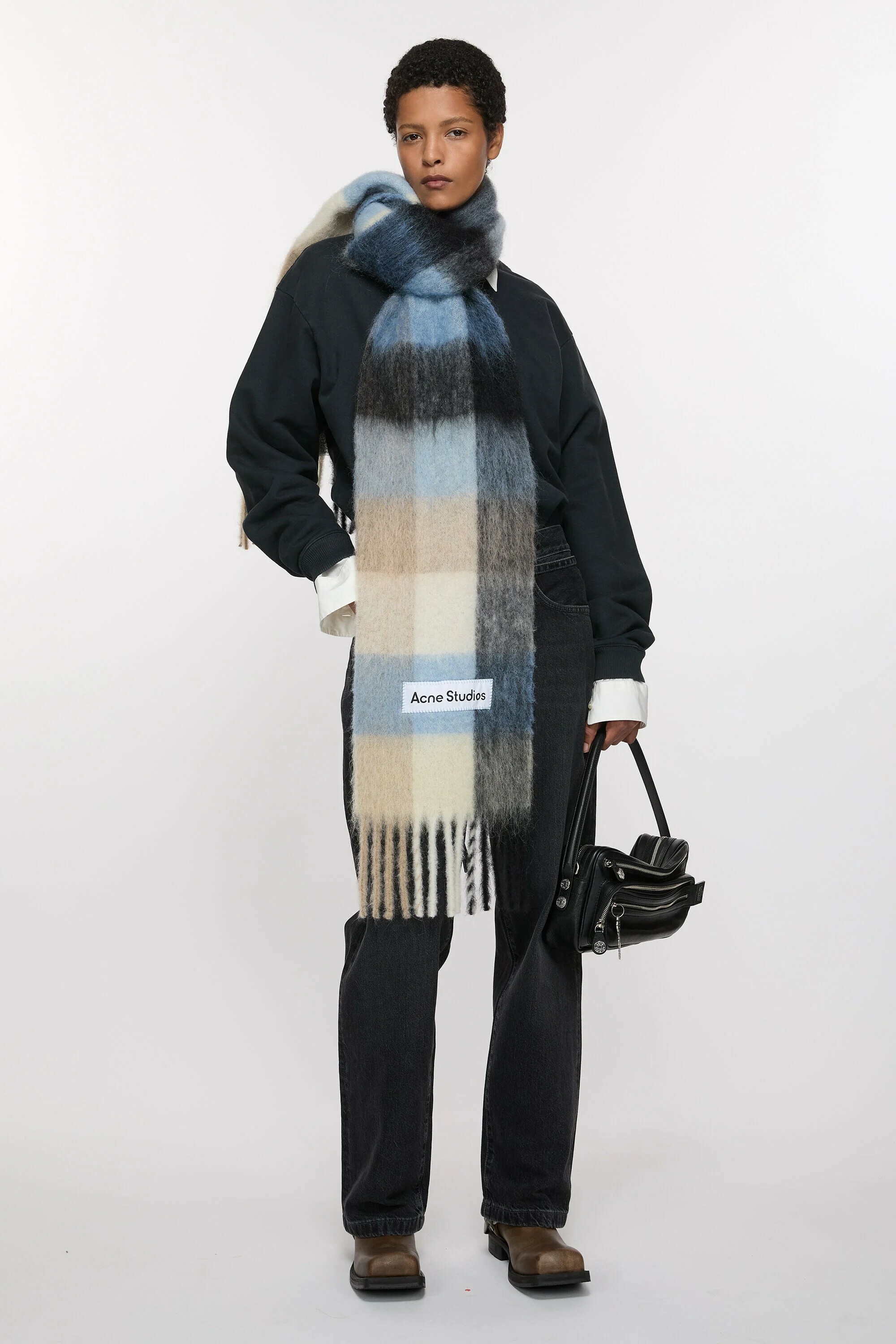 【Focus Store】預購 Acne Studio Mohair checked scarf "Beige" 馬海毛格紋圍巾 藍/米白/黑