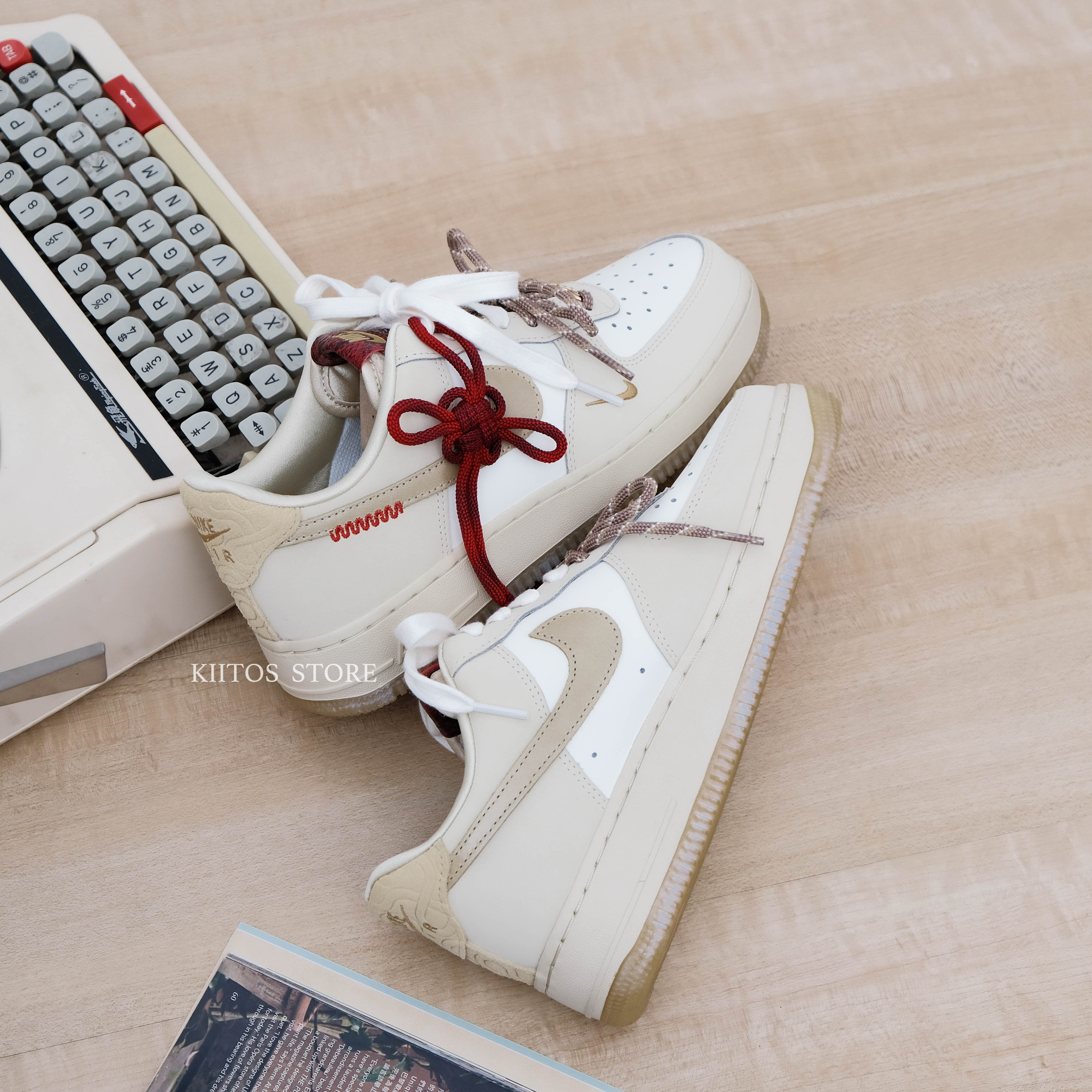 Nike Air Force 1 Low Year of the Snake 蛇年 卡其色 女鞋 HV5990-172