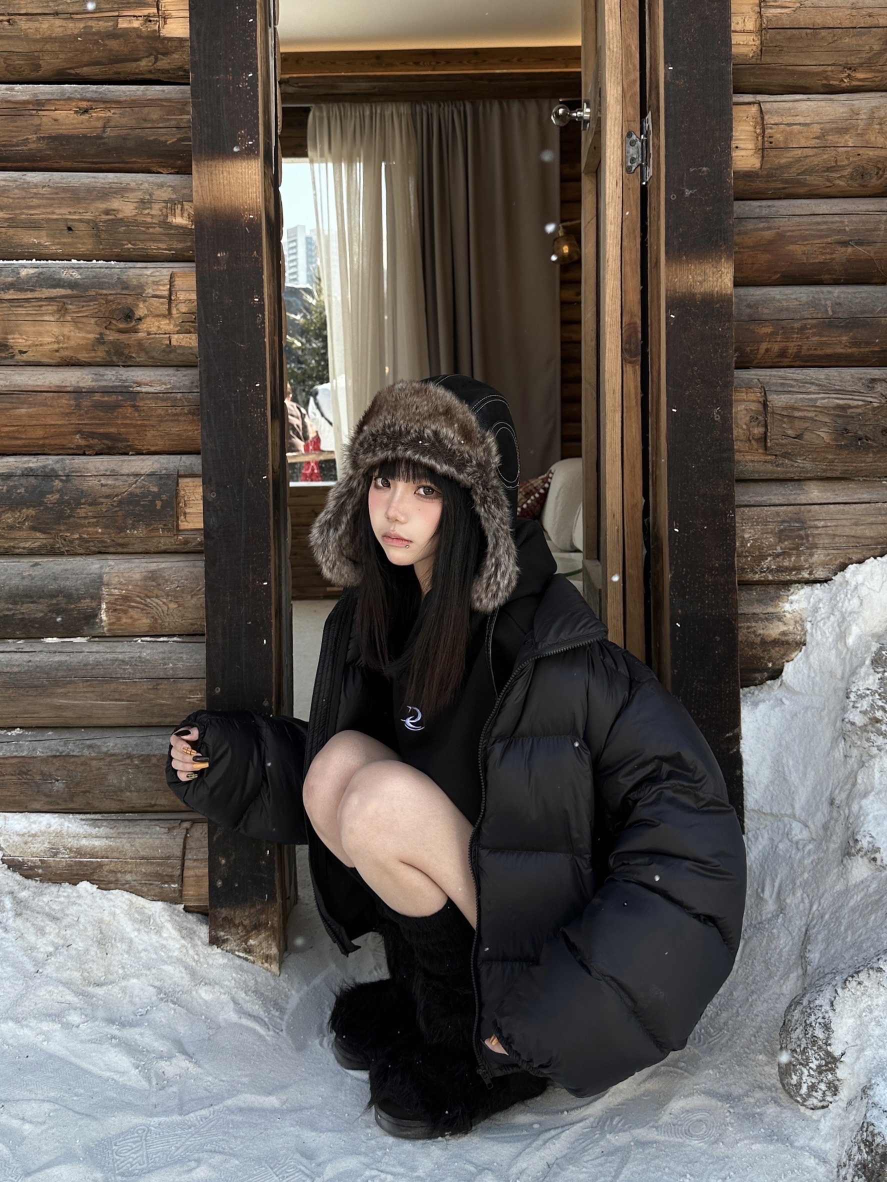 DCM 輕羽絨短版外套 保暖輕便