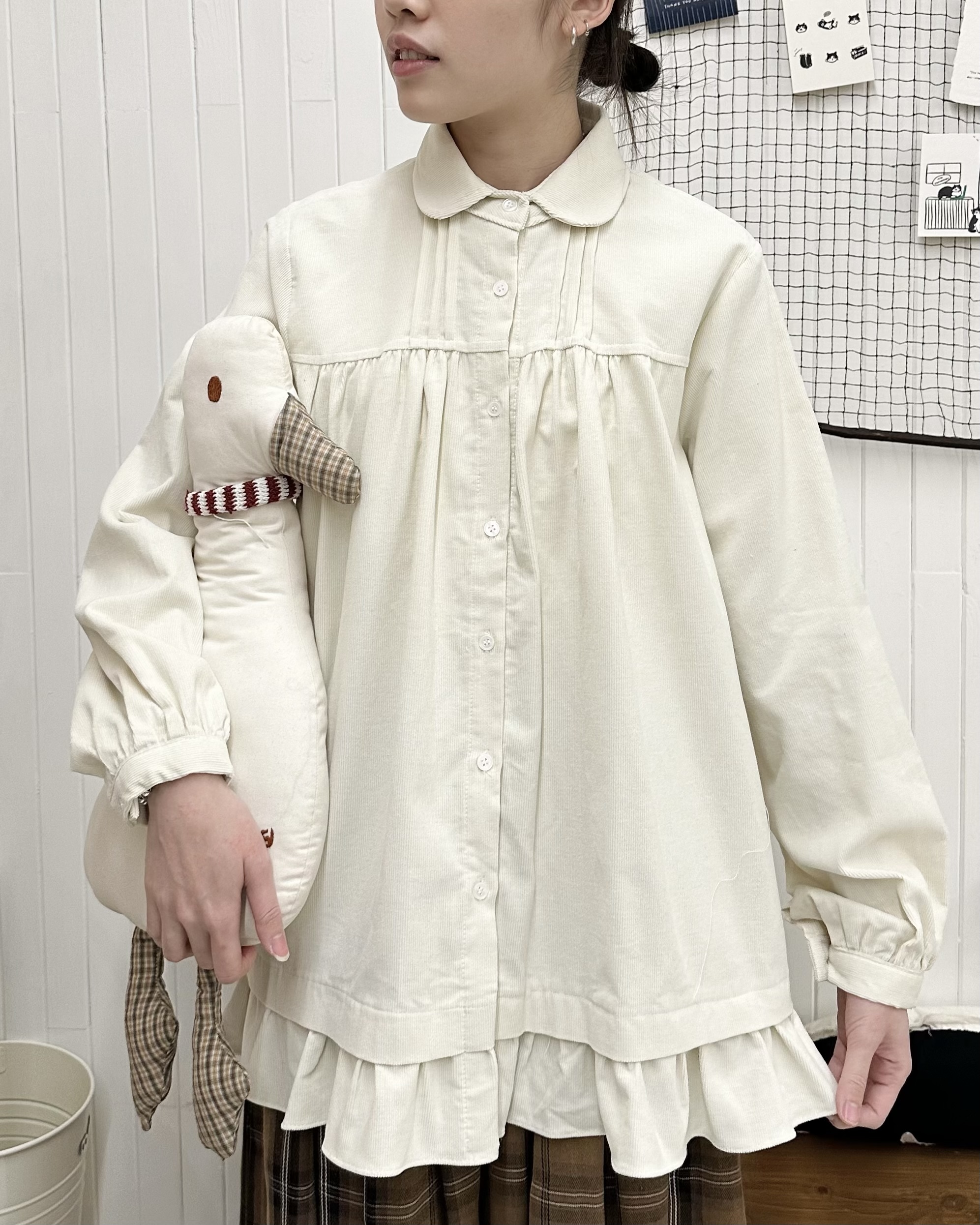 薄燈芯絨小娃領全開上衣