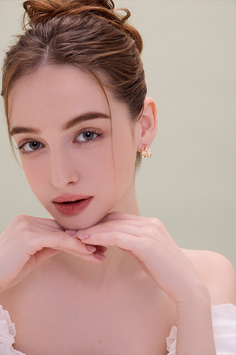 聖誕限定珍珠鋯石鈴鐺。夾式耳環