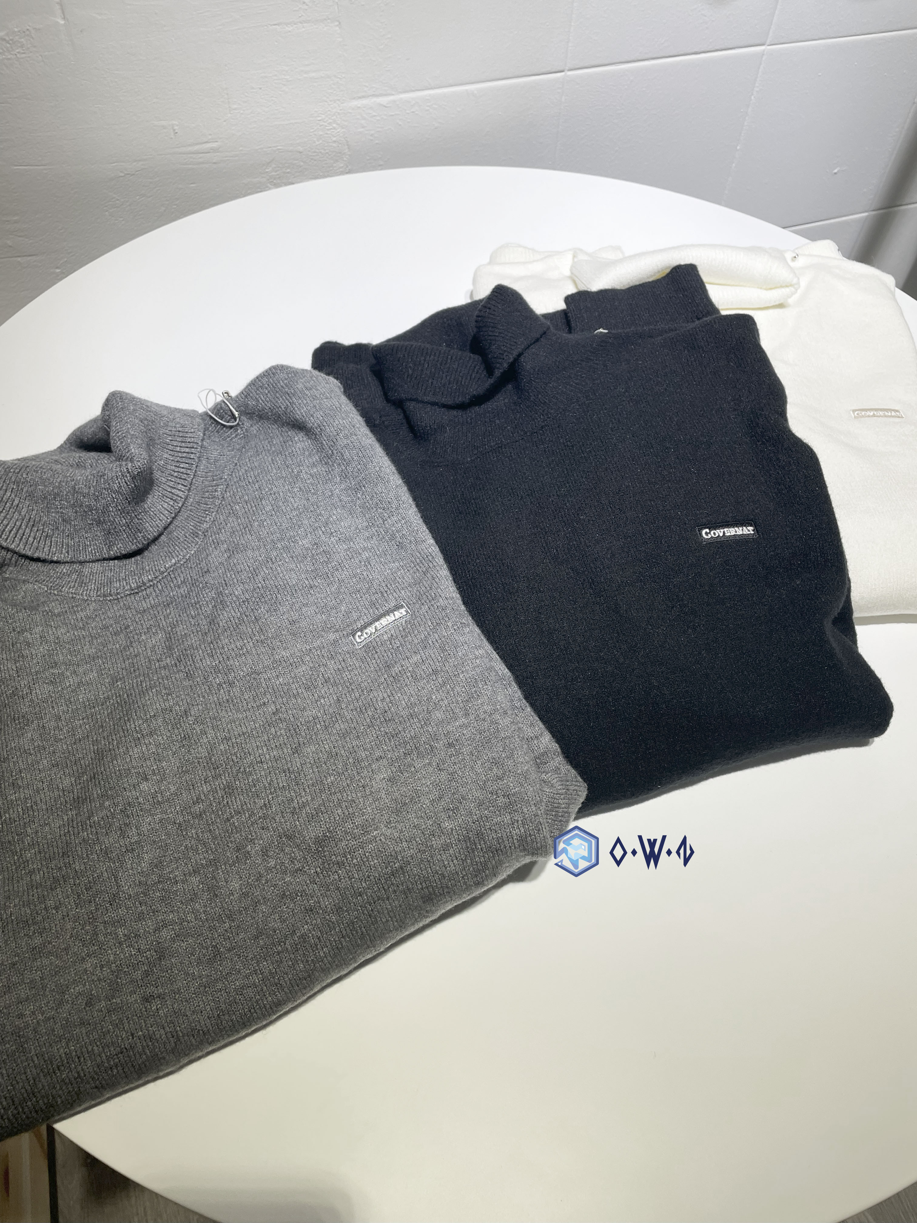 【OWN】Covernat 長袖 高領 柔軟 針織 毛衣 保暖 舒適 男女同款 黑色 米色 灰色 CO2204KT18BK CO2204KT18IV CO2204KT18GR