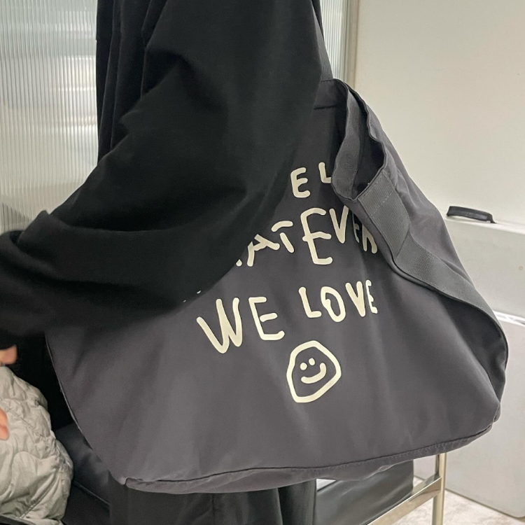 韓國 ooowl 笑臉尼龍大托特包 WE LOVE 碳灰