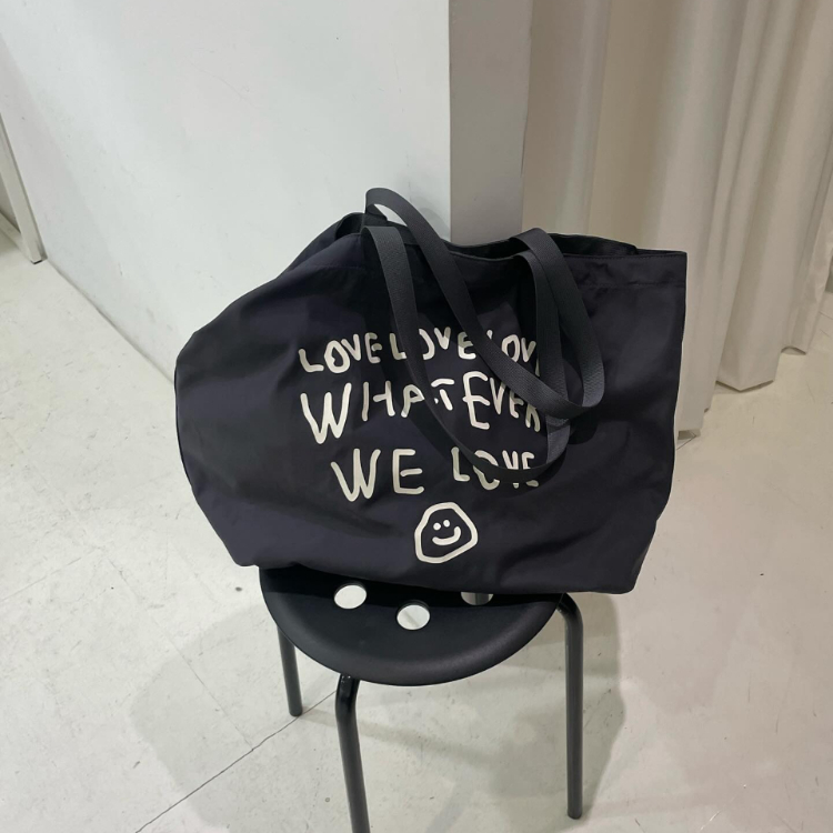 韓國 ooowl 笑臉尼龍大托特包 WE LOVE 碳灰