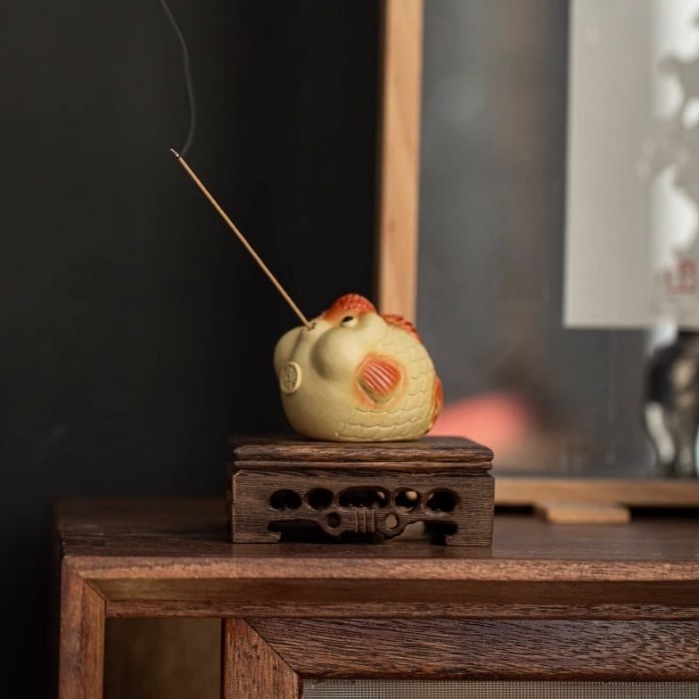 雞翅木正方奇石底座