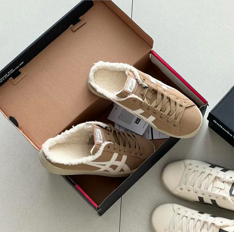 d 虎 Onitsuka Tiger 鬼塚虎DD Trainer Sabot 復古德訓鞋毛絨穆勒鞋懶人鞋