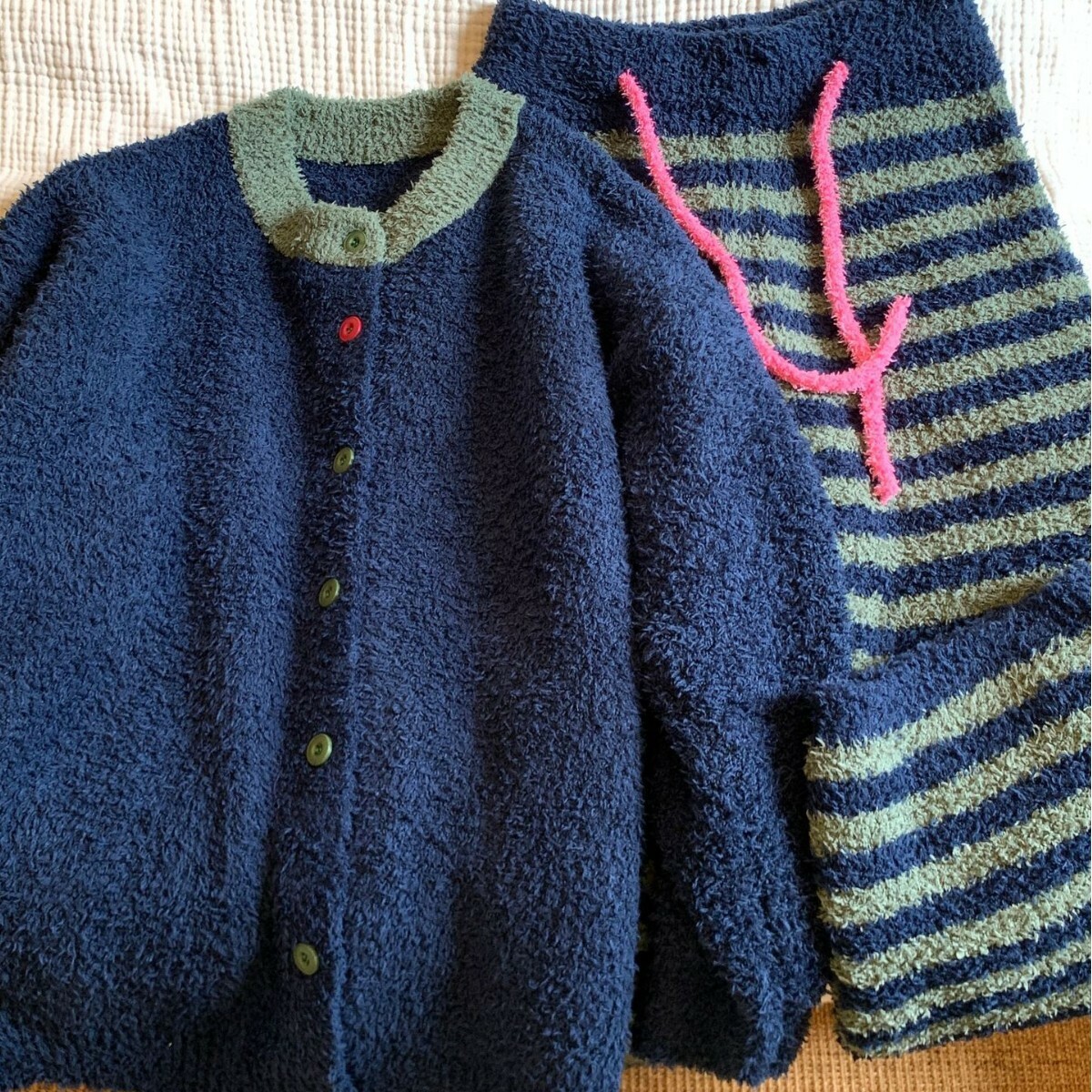 《5441》藏藍軟綿綿條紋綁帶居家套裝