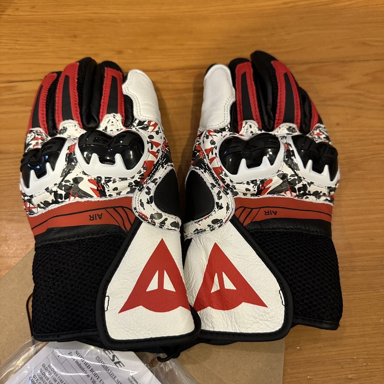 (現貨)德芯騎士部品屋丹尼斯Dainese MIG3 UNISEX 騎士專用 防摔短手套 新品 台灣公司貨