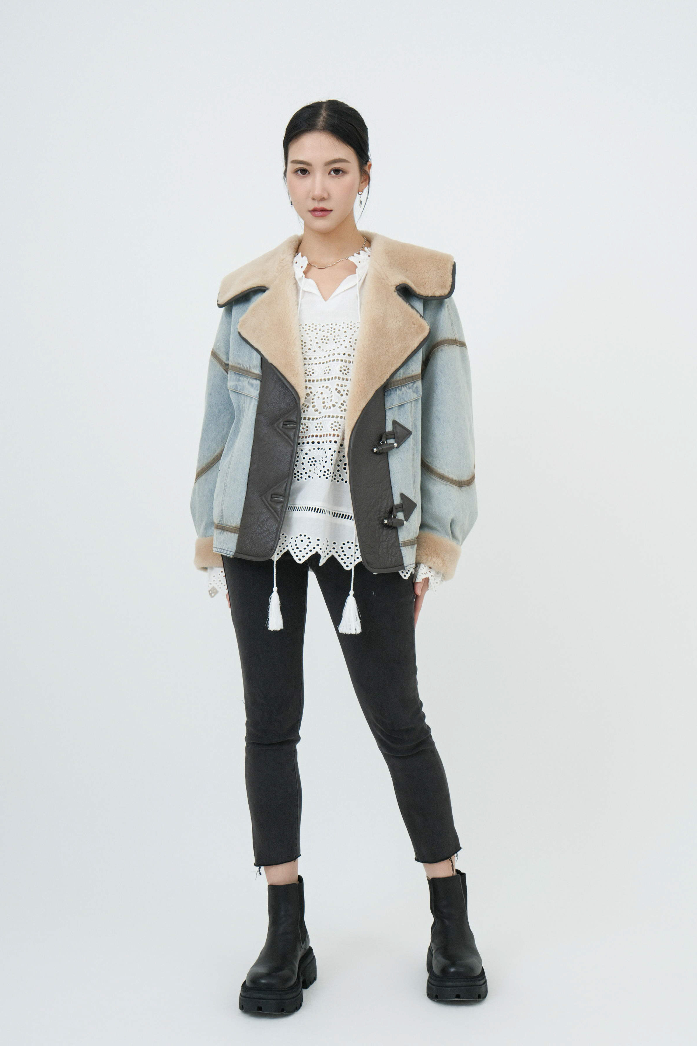 FW24_0298（外套＋上衣+牛仔褲）