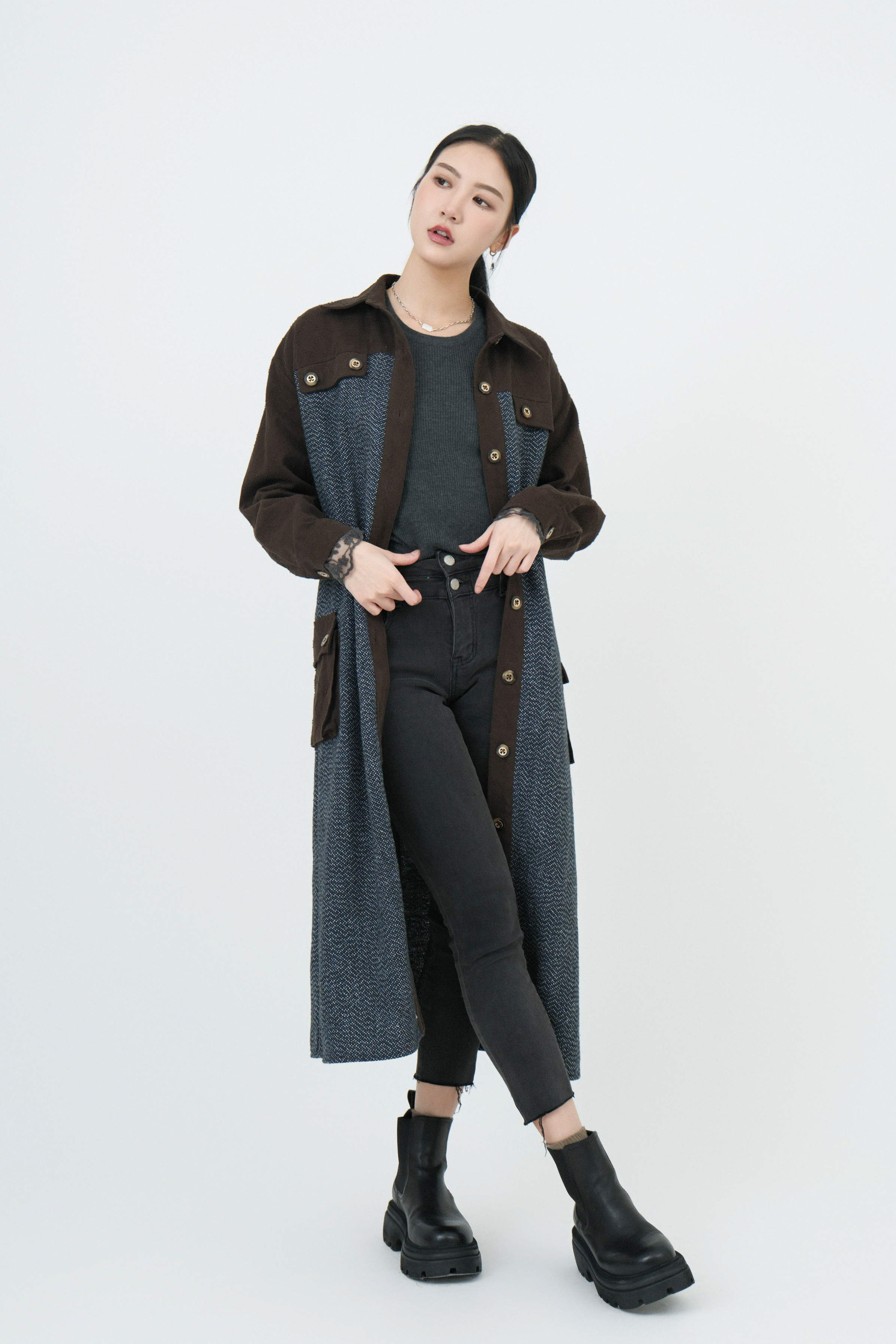 FW24_0300（外套＋上衣+牛仔褲）