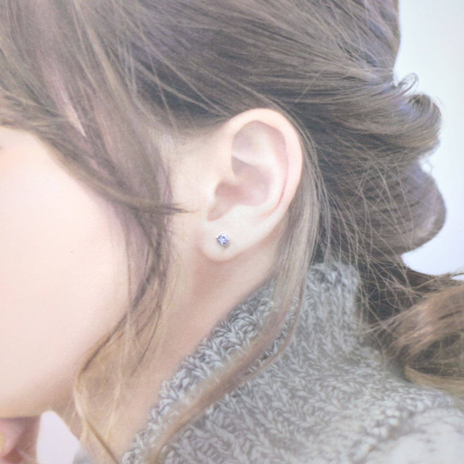 全新18K白金【主石99份藍寶石】耳環