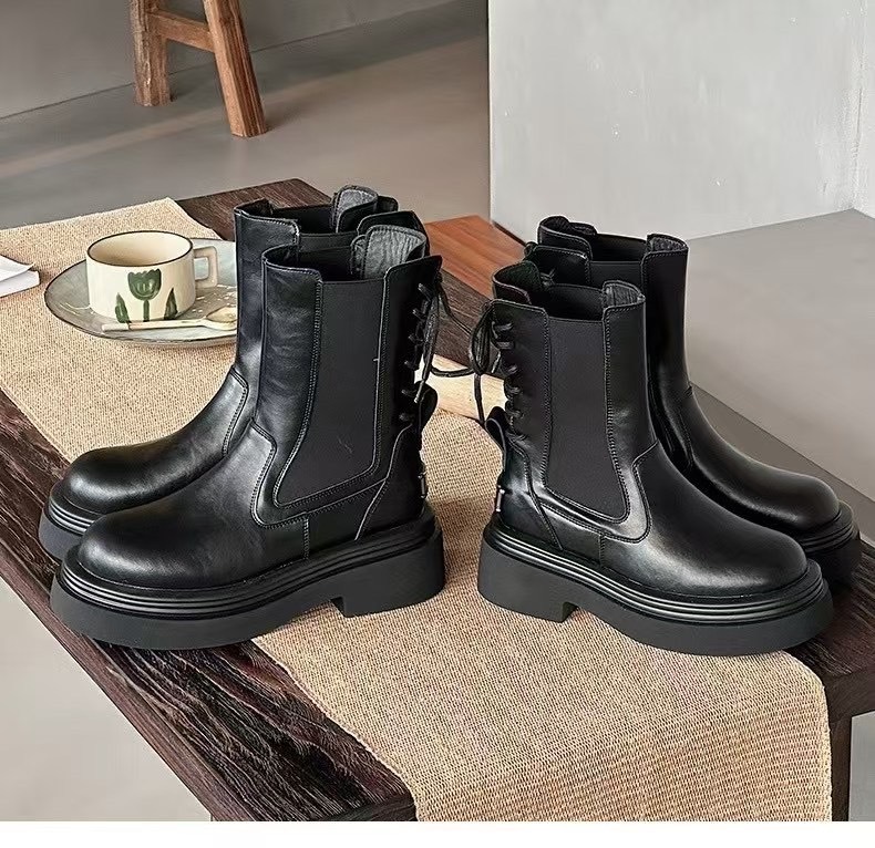 小黑妞真皮短靴