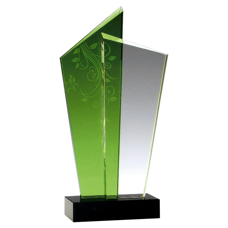 鹿港窯水晶獎座｜綠意晶華象徵榮耀與成功