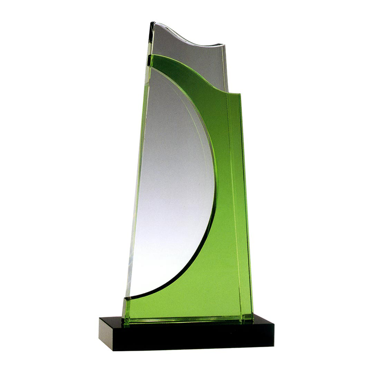 水晶獎座｜晶瑩設計與奪目色彩 彰顯榮耀與品味