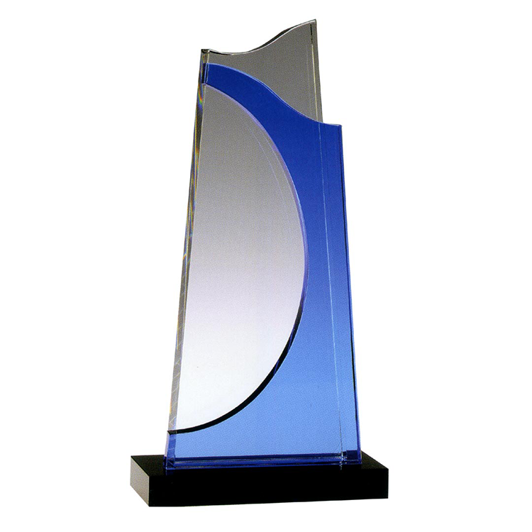 水晶獎座｜晶瑩設計與奪目色彩 彰顯榮耀與品味
